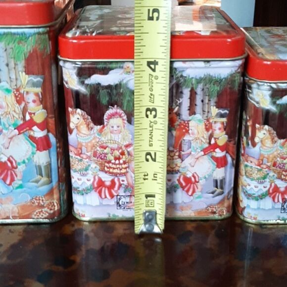 Lynn Hollyn vintage tins - Picture 4 of 11